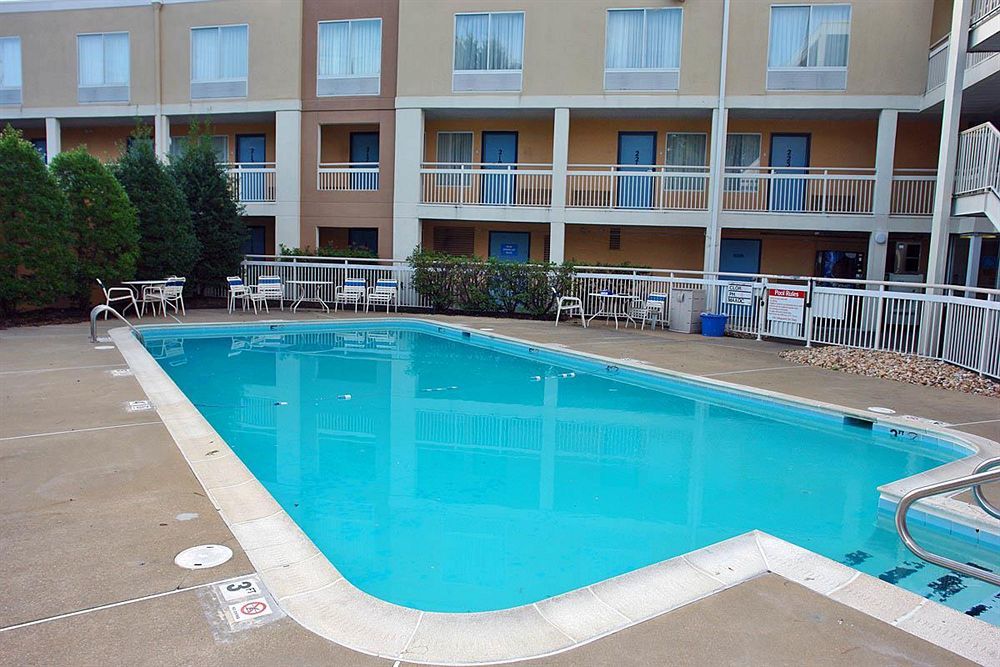 Motel 6 Virginia Beach Exterior photo